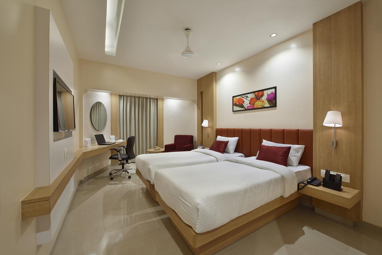 The Eastern Hotel Ankleshwar Luaran gambar